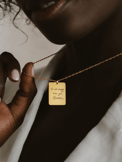 (17) إكسسوار مخصص بالحفر – Donia Custom