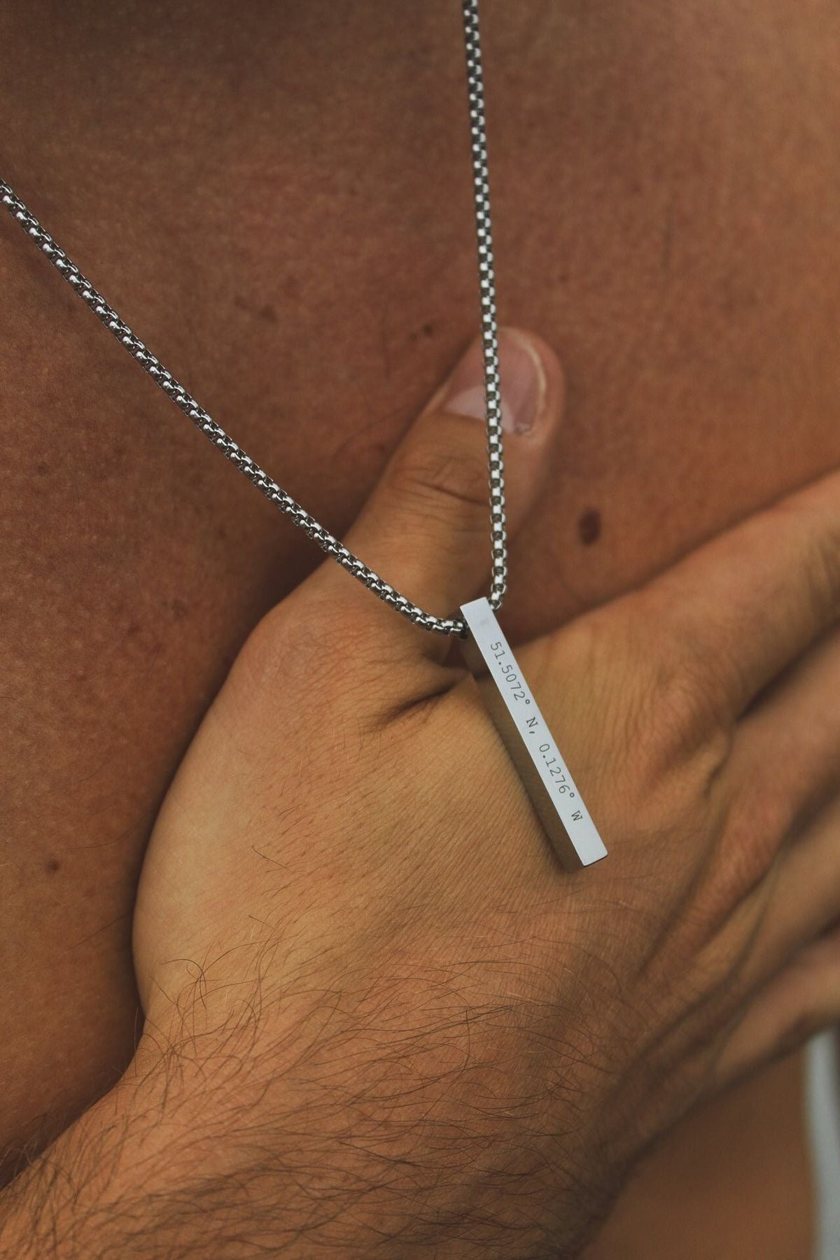 (17) إكسسوار مخصص بالحفر – Donia Custom