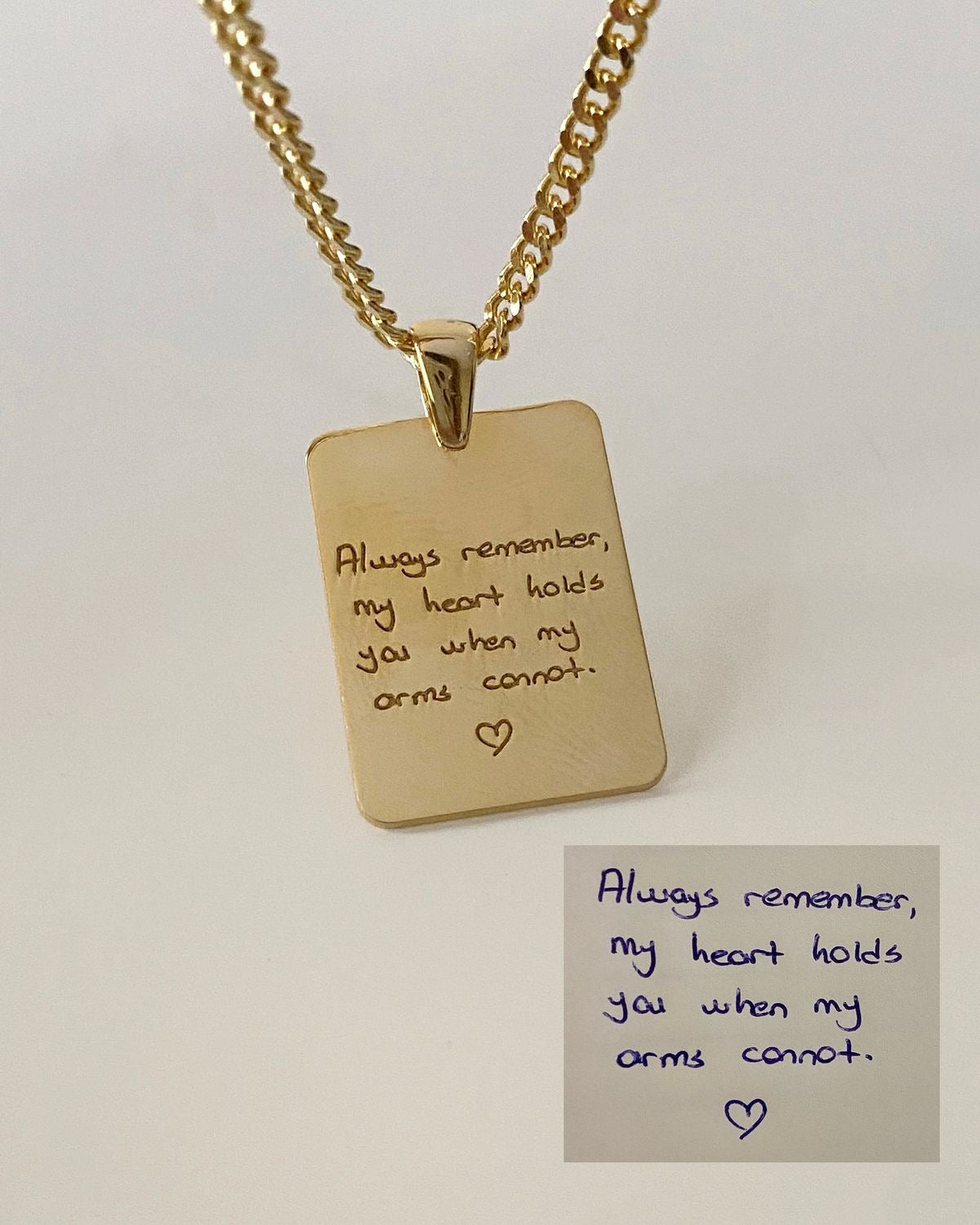 (17) إكسسوار مخصص بالحفر – Donia Custom